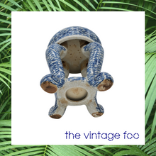 Load image into Gallery viewer, Elephant Pedestal