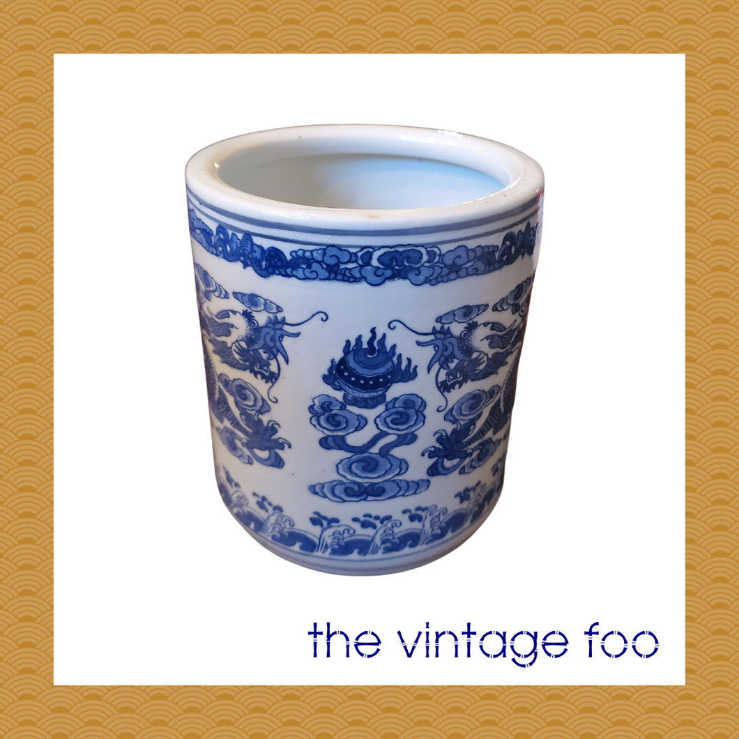 Blue and White Dragon Pot