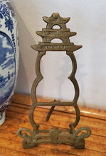 Load image into Gallery viewer, Pagoda Easel
