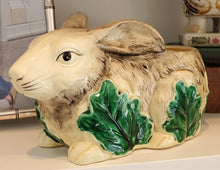 Load image into Gallery viewer, Rabbit Planter
