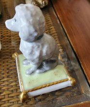 Load image into Gallery viewer, Porcelaine de Paris Poodle
