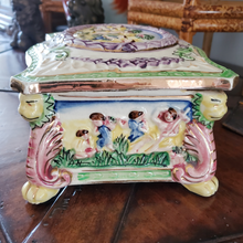 Load image into Gallery viewer, Lidded Box with Lion Feet
