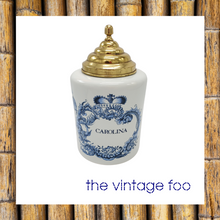 Load image into Gallery viewer, Delft Carolina Jar with Lid
