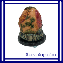 Load image into Gallery viewer, Ceramic Egg with Fish Detail
